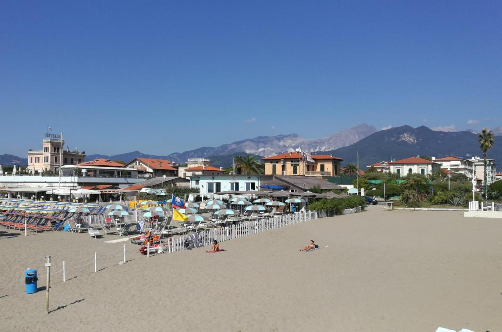 Appartement Casa Luce à Marina di Massa Extérieur photo